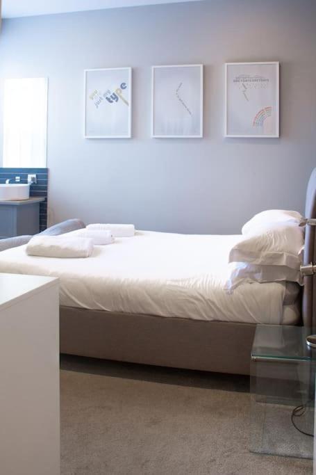 Edge14- Spacious, Stylish And Near The Beach! New Quay Екстериор снимка